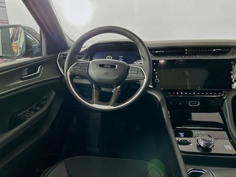 New 2026 Jeep Grand Cherokee L 4WD image 31