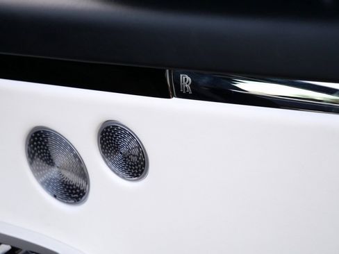 Certified 2021 Rolls-Royce Ghost Extended Wheelbase image 35