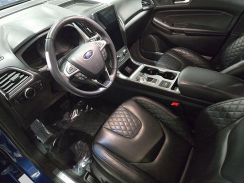 Used 2024 Ford Edge Titanium image 21