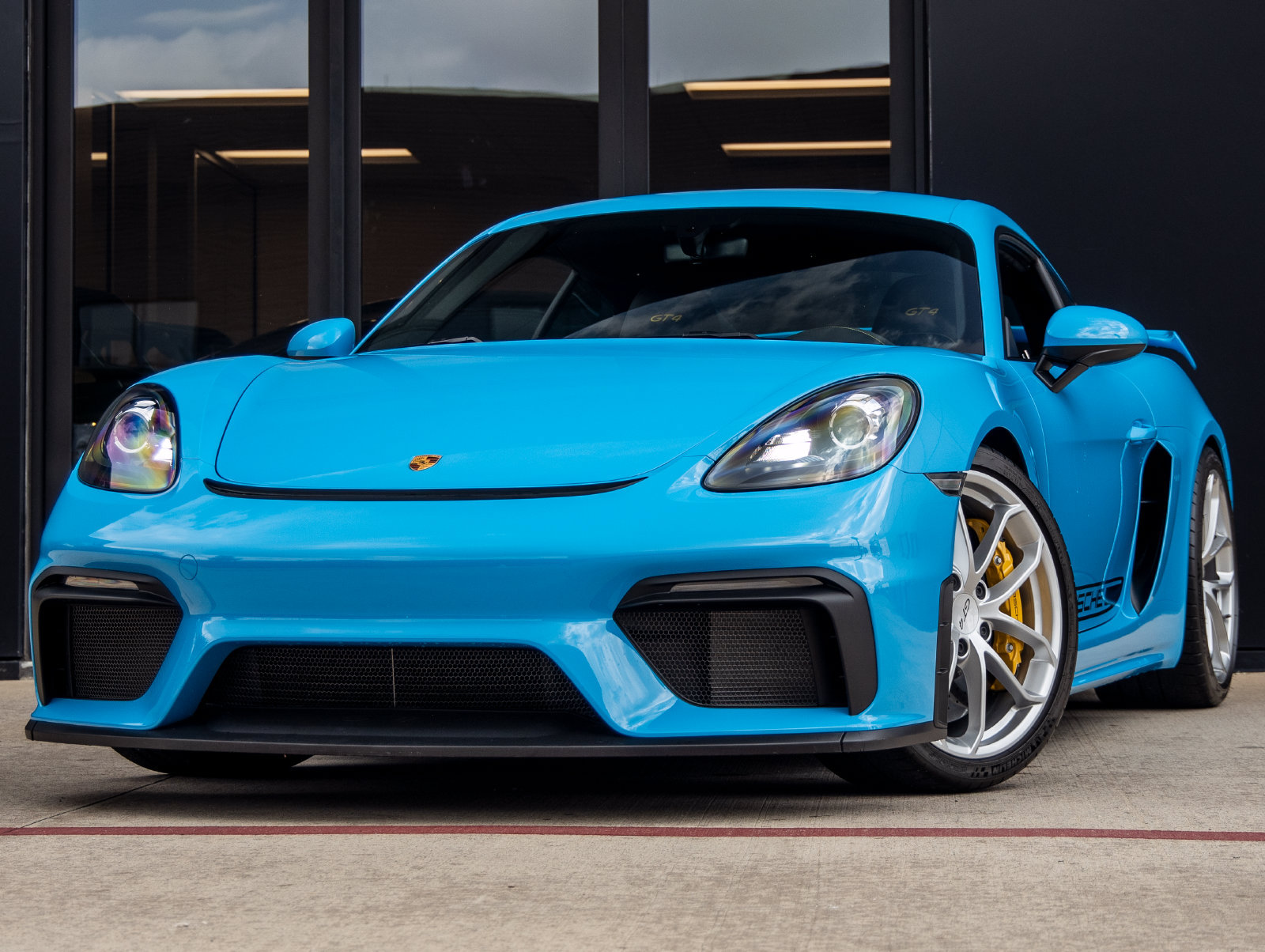 Certified 2021 Porsche 718 Cayman GT4 RWD image 1