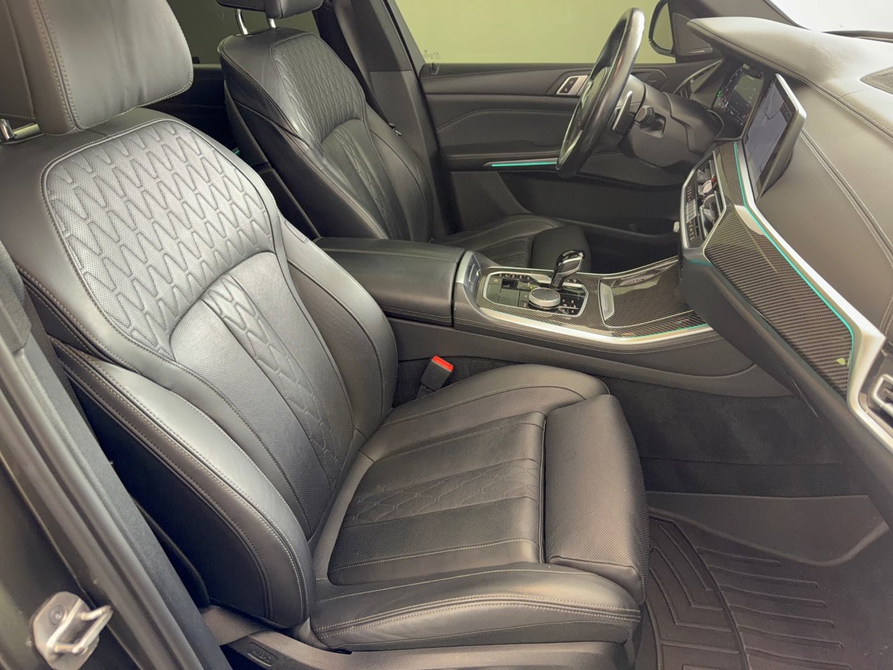 Used 2022 BMW X5 M50i AWD/4WD image 33
