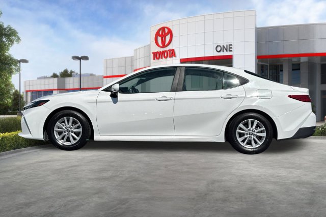 Certified 2025 Toyota Camry LE FWD image 9
