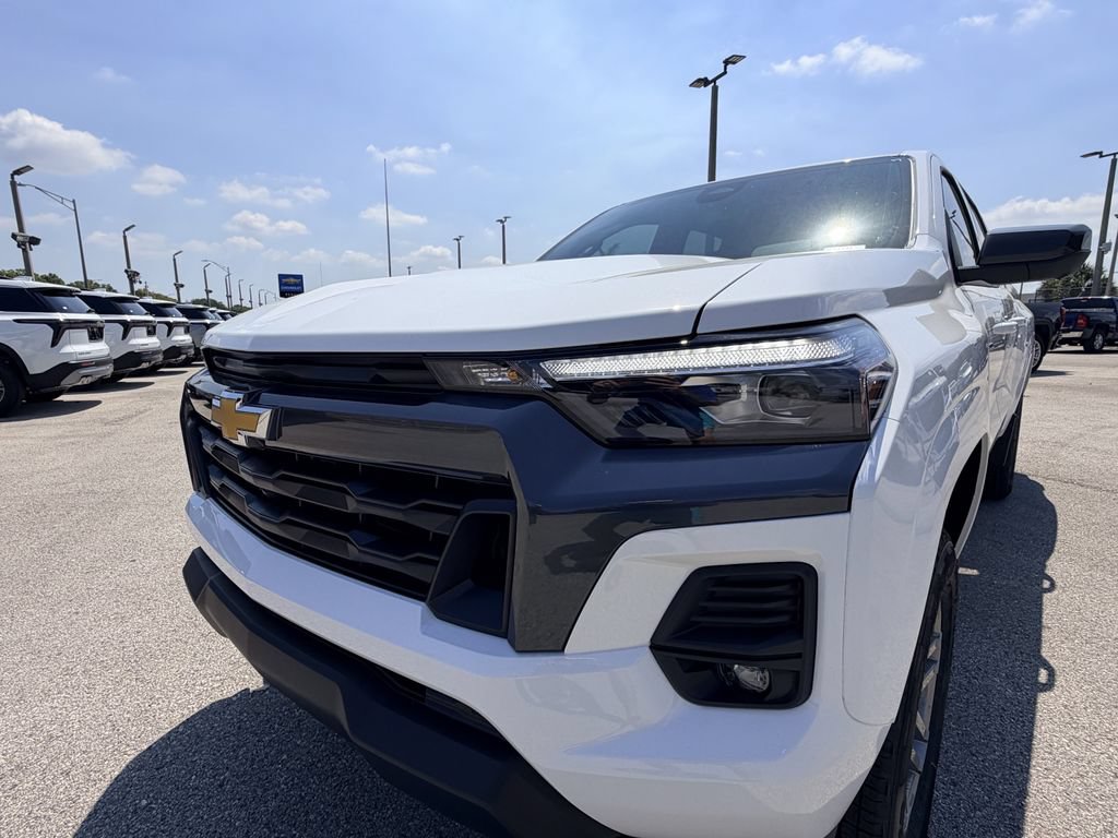 New 2026 Chevrolet Colorado LT w/ LT Convenience Package AWD/4WD image 10
