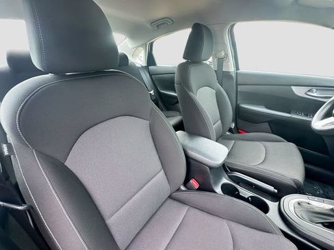 Used 2023 Kia Forte LXS FWD image 30