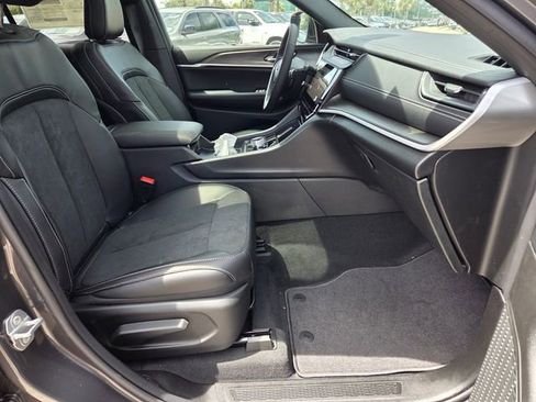 New 2026 Jeep Grand Cherokee Altitude RWD image 14