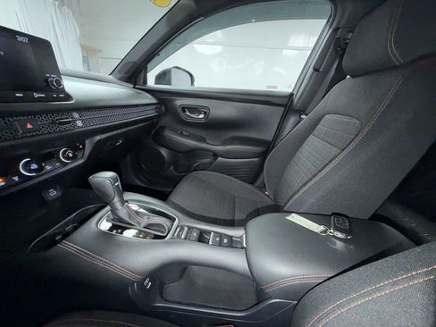 Used 2024 Honda HR-V Sport image 21