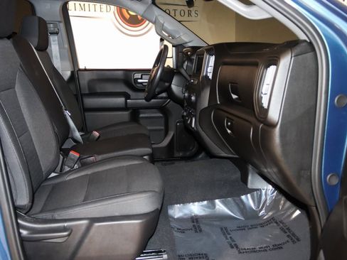 Used 2026 Chevrolet Silverado 2500 Custom w/ Custom Value Package image 56