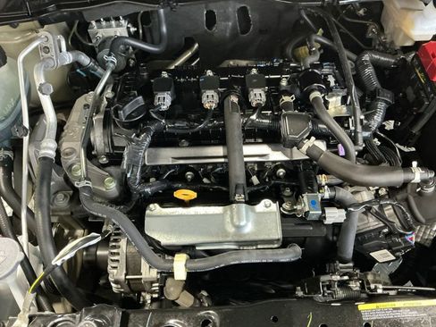 Used 2023 Nissan Versa S image 28