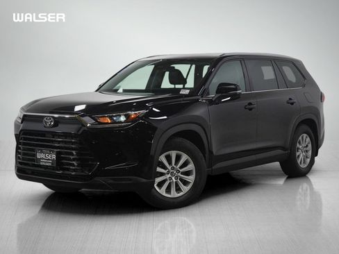 Used 2024 Toyota Grand Highlander XLE image 1