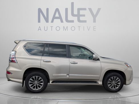 Used 2016 Lexus GX 460 Luxury w/ Preferred Accessory Package AWD/4WD image 6