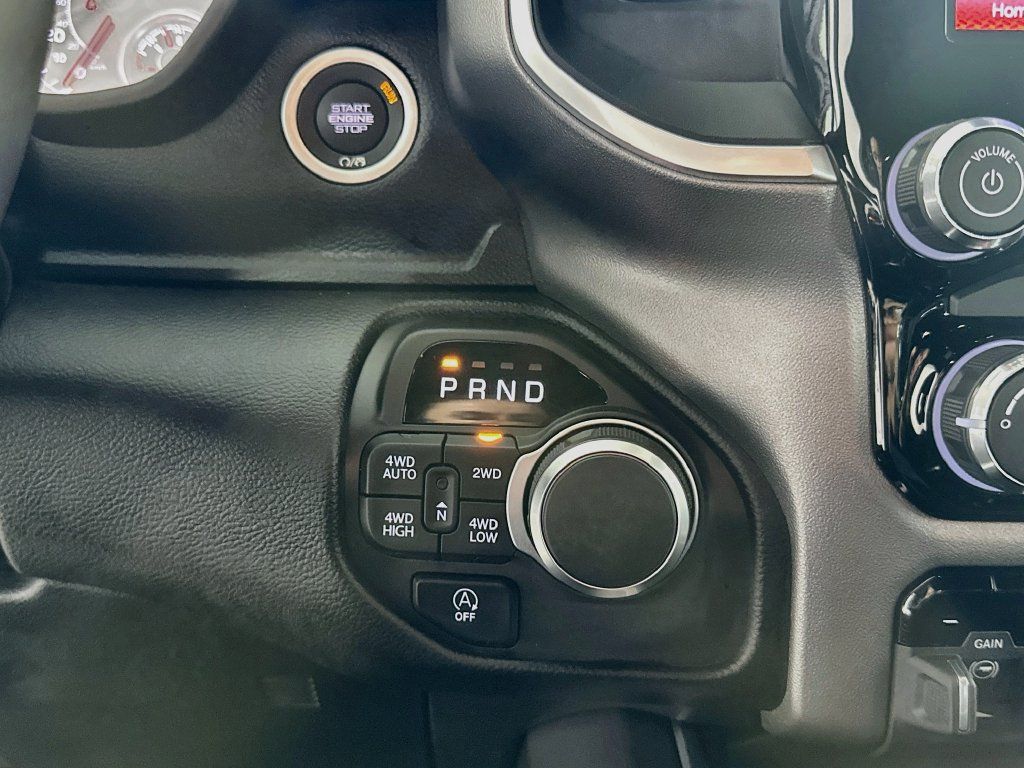 Used 2026 RAM 1500 Big Horn w/ Night Edition AWD/4WD image 15