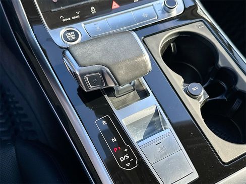 Used 2022 Audi Q7 3.0T Prestige image 22