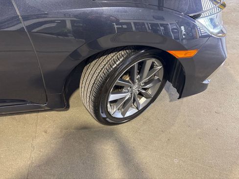 Used 2019 Honda Civic EX image 33