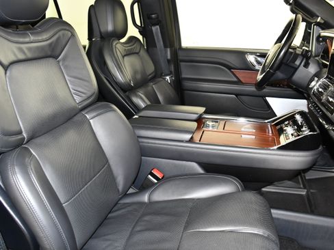 Used 2023 Lincoln Navigator L Reserve AWD/4WD image 47
