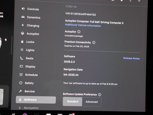 Used 2023 Tesla Model 3 Standard Range image 29