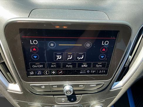 Used 2023 Chevrolet Malibu LT FWD image 11