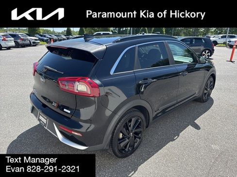 Used 2019 Kia Niro S Touring FWD image 7