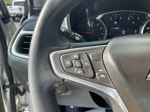 Used 2022 Chevrolet Equinox LT image 4