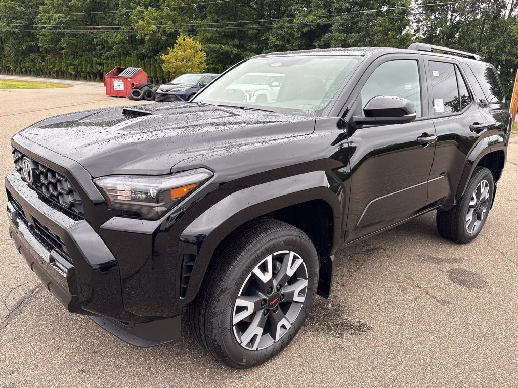 Used 2026 Toyota 4Runner TRD Sport AWD/4WD image 2