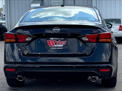 New 2025 Nissan Altima 2.5 SR w/ SR Premium Package image 4