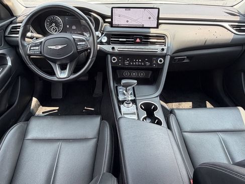 Used 2025 Genesis G70 2.5T AWD/4WD image 2