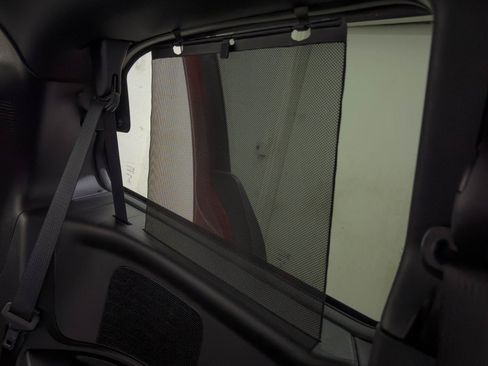 Used 2014 Dodge Grand Caravan SXT image 15