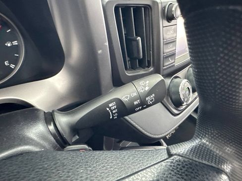 Certified 2016 Toyota RAV4 LE AWD/4WD image 21