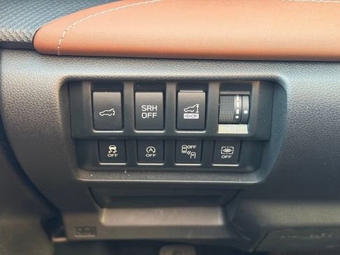 Used 2023 Subaru Forester Touring w/ Popular Package #2 AWD/4WD image 9