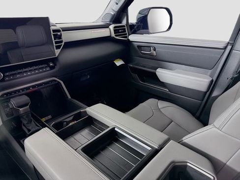 New 2026 Toyota Tundra Limited AWD/4WD image 22
