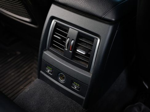 Used 2017 BMW 340i xDrive Sedan image 53