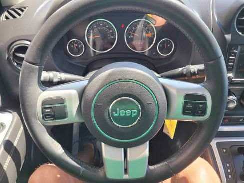 Used 2017 Jeep Compass High Altitude AWD/4WD image 21