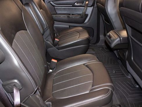 Used 2013 GMC Acadia SLT image 12