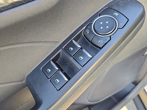 Used 2024 Ford Escape ST-Line w/ Tech Pack #1 image 8