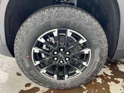 New 2026 Chevrolet Traverse Z71 w/ Driver Confidence Package image 29