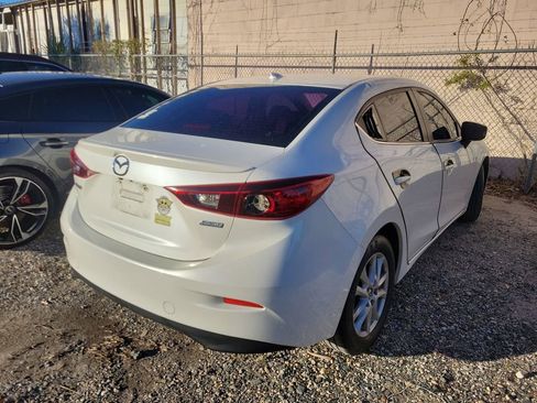 Used 2014 MAZDA MAZDA3 i Touring w/ Technology Package image 3