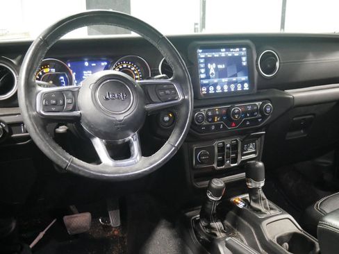 Used 2023 Jeep Wrangler Sahara w/ Cold Weather Group image 13