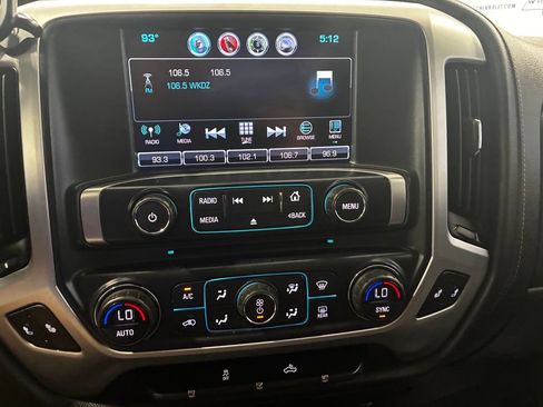 Used 2017 GMC Sierra 1500 SLE w/ SLE Value Package AWD/4WD image 22