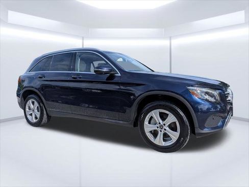 Used 2018 Mercedes-Benz GLC 300 4MATIC image 1
