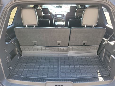 Used 2019 Ford Expedition Limited w/ Equipment Group 301A image 27