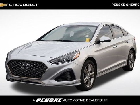 Used 2019 Hyundai Sonata SEL FWD image 1