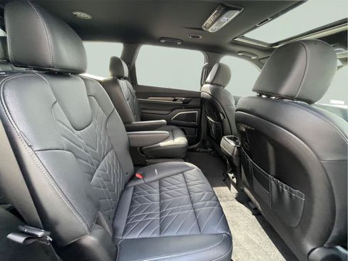 Used 2024 Kia Telluride EX X-Line AWD/4WD image 23