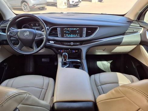 Used 2018 Buick Enclave Premium w/ Trailering Package FWD image 4