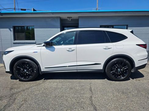 Used 2025 Acura MDX A-Spec AWD/4WD image 2