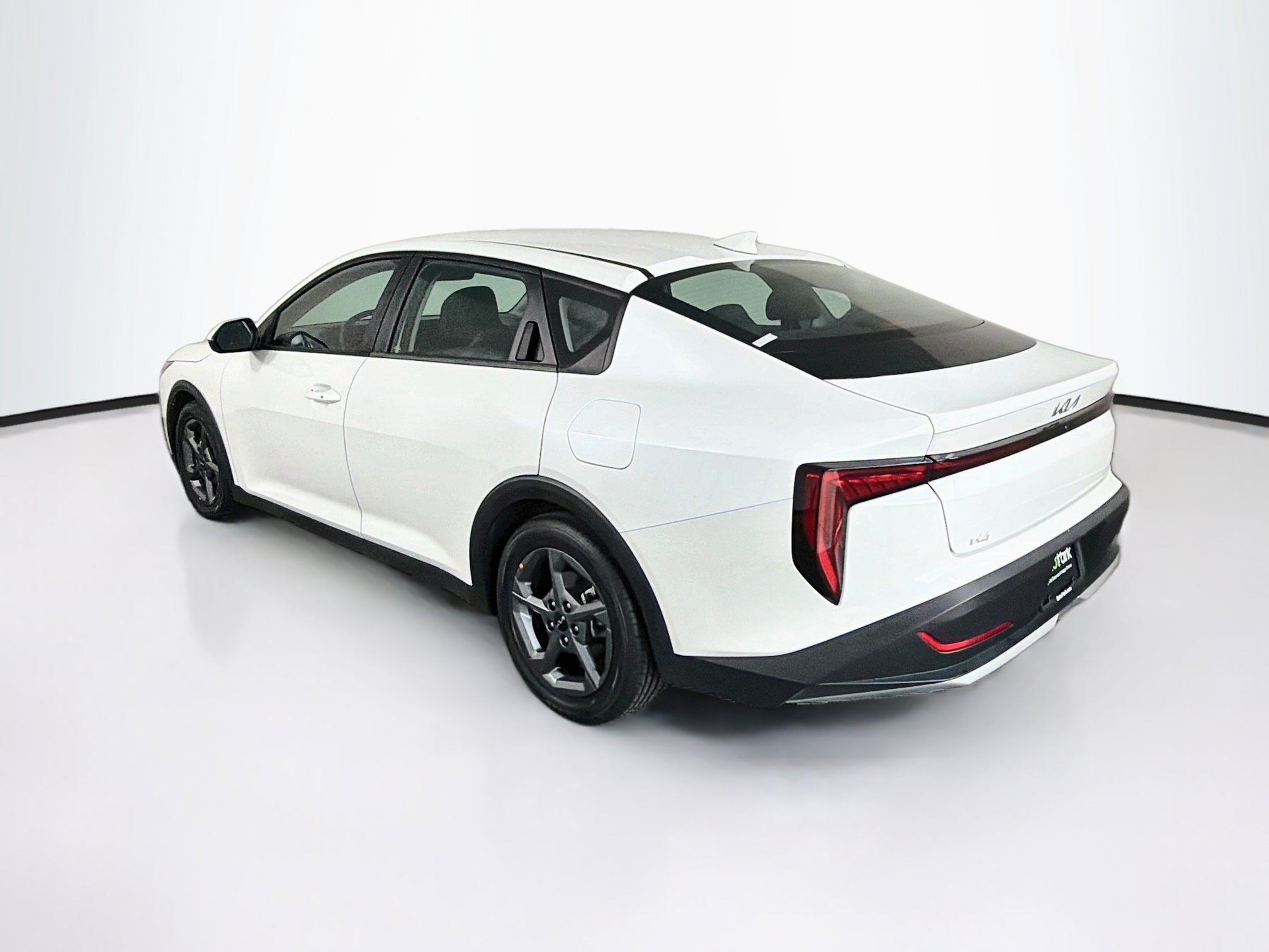 Used 2025 Kia K4 FWD image 5