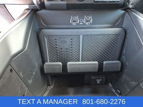 New 2026 RAM 1500 4x4 Crew Cab image 15