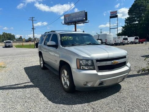 Used 2012 Chevrolet Tahoe LT w/ Luxury Package RWD image 8