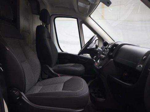 Used 2015 RAM ProMaster 1500 FWD image 9