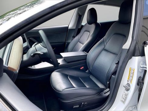 Used 2021 Tesla Model 3 Standard Range Plus RWD image 22