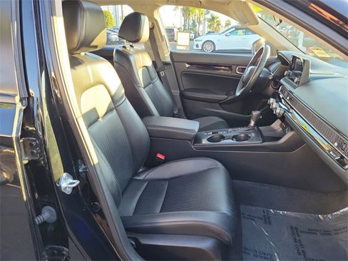 Used 2022 Honda Civic EX-L image 16