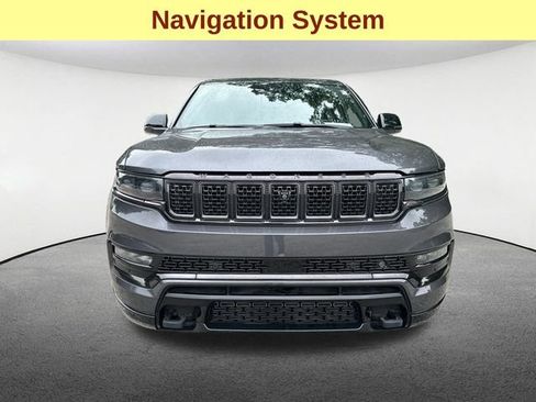 Used 2025 Jeep Grand Wagoneer Series III w/ Rear Seat Video Group 1 AWD/4WD image 4